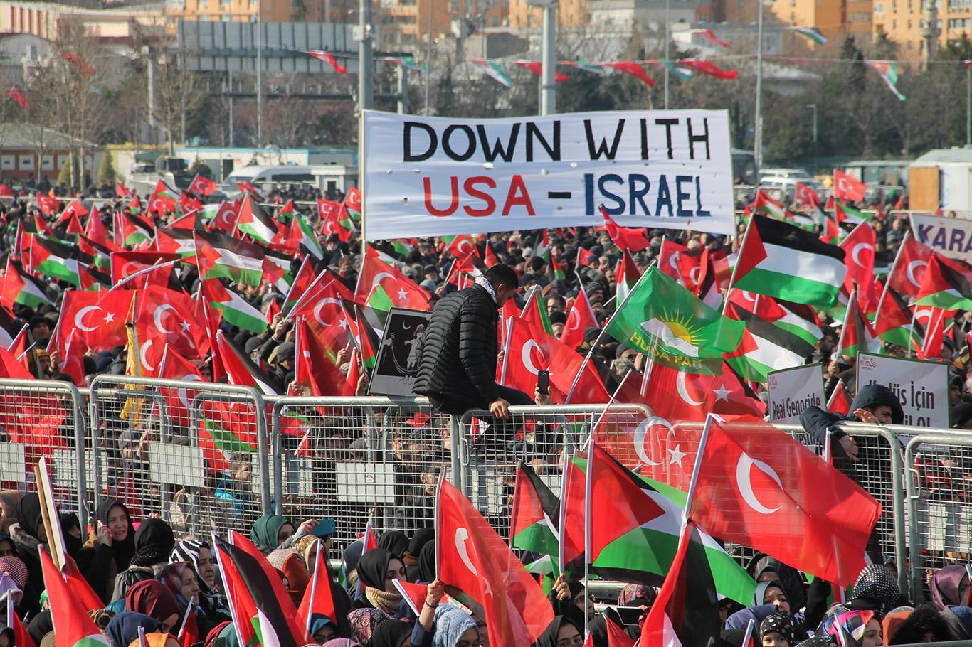 Sağlam calls on the leaders of Islamic World to improve relations with Palestine